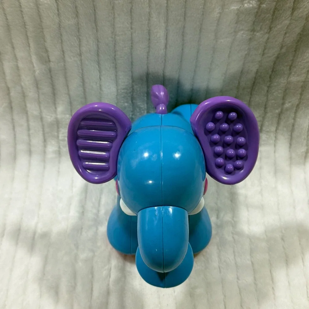 Fisher-Price Amazing Animals Press and Go Elephant Toddler Toy Clicking Head